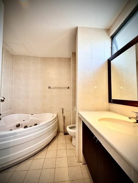 Condominium for Sale at Scotland Villa - Jeanette Hee - Bathroom - PropertyGuru.com.my
