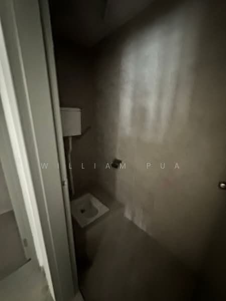 Shop / Office for Rent in Bandar Puchong Utama (Puchong) - William Pua - Bathroom - PropertyGuru.com.my