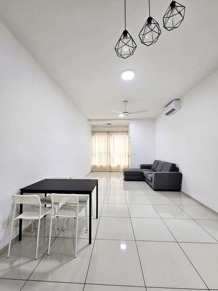 D'sara Sentral untuk Untuk Disewa - RM 1,899 /bulan, Apr 2026 - Living Room - PropertyGuru.com.my