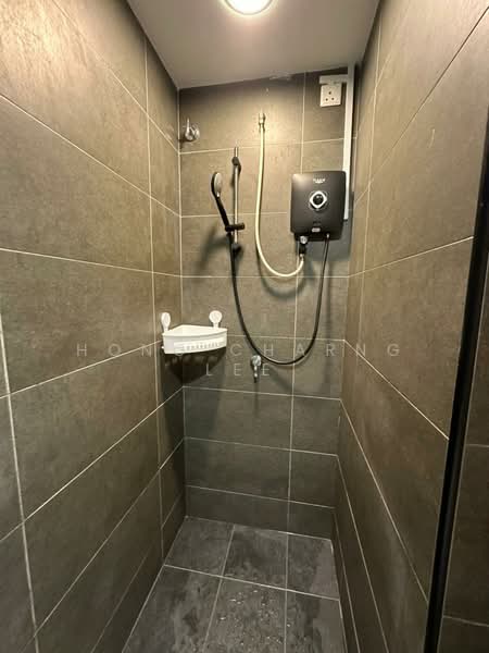 Service Residence for Rent at Midas @ Seri Alam - Hong Charng Lee - Bathroom - PropertyGuru.com.my