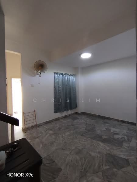 1.5-storey Terraced House for Rent in Sri Petaling (Kuala Lumpur) - Chris Lim - Interior - PropertyGuru.com.my