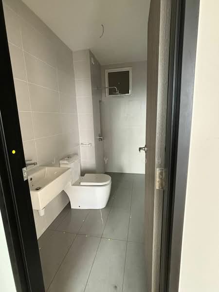 Service Residence for Rent at TRELLIS RESIDENCES - Jessy Koh - Bathroom - PropertyGuru.com.my