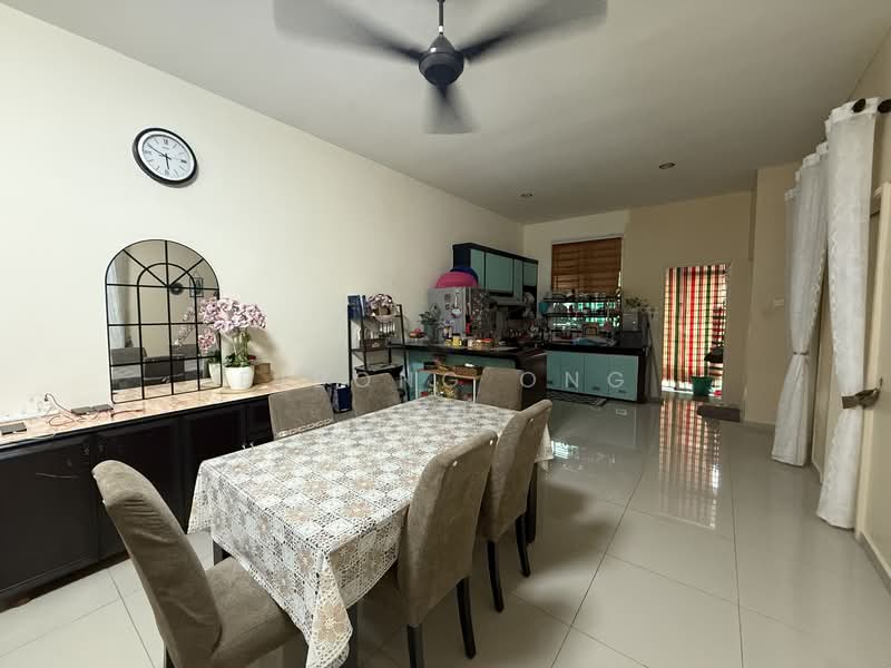 1-storey Terraced House for Sale in Bukit Katil (Melaka) - Bibong Ong - Dining Room - PropertyGuru.com.my