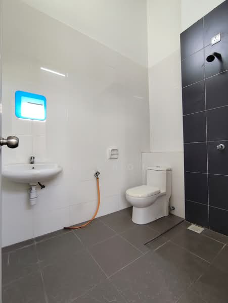 2-storey Terraced House for Sale in Setia Ecohill (Semenyih) - JX Chong - Bathroom - PropertyGuru.com.my