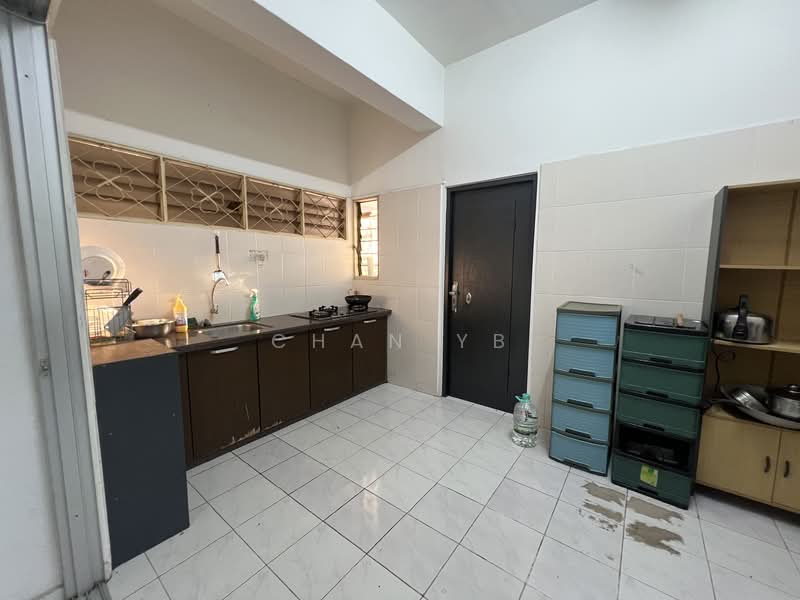 Apartment for Rent at Sri Saujana - Chan YB - Kitchen - PropertyGuru.com.my