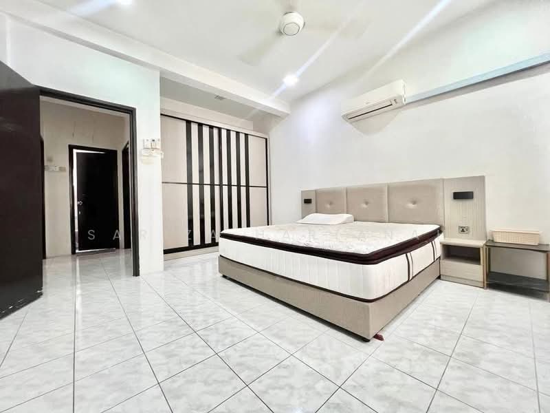 2-storey Terraced House for Sale in Bandar Saujana Putra (Tanjong Duabelas) - Sariza Hartanah - PropertyGuru.com.my