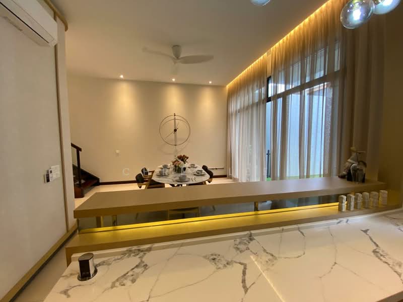 Rumah Teres 2-Tingkat untuk Disewa di Eco Sanctuary (Telok Panglima Garang) - Chris Lee - Dining Room - PropertyGuru.com.my