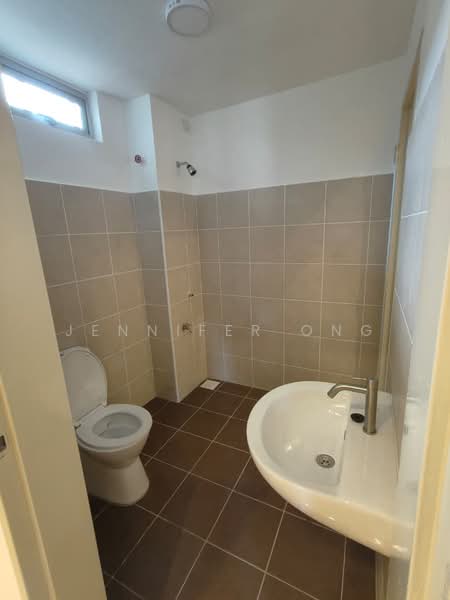 Cumulus Bandar Layangkasa untuk Untuk Dijual - RM 658,000, Mac 2026 - Bathroom - PropertyGuru.com.my