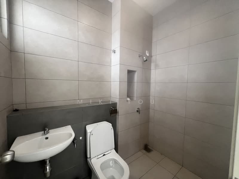 Robin @ Rimbayu untuk Untuk Disewa - RM 1,600 /bulan, Apr 2026 - Bathroom - PropertyGuru.com.my