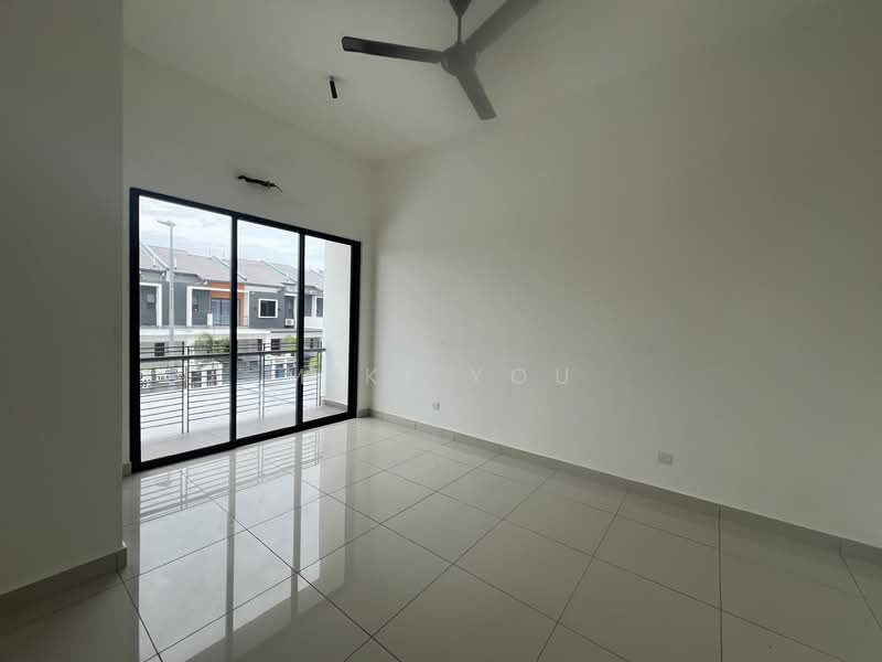 Robin @ Rimbayu untuk Untuk Disewa - RM 1,600 /bulan, Apr 2026 - Balcony - PropertyGuru.com.my