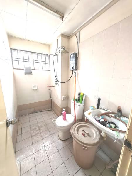 2-storey Terraced House for Sale in Bandar Botanic (Klang) - Jimmy Tan - Bathroom - PropertyGuru.com.my