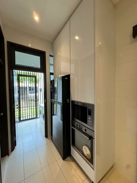 2-storey Terraced House for Rent in Eco Sanctuary (Telok Panglima Garang) - Chris Lee - Kitchen - PropertyGuru.com.my