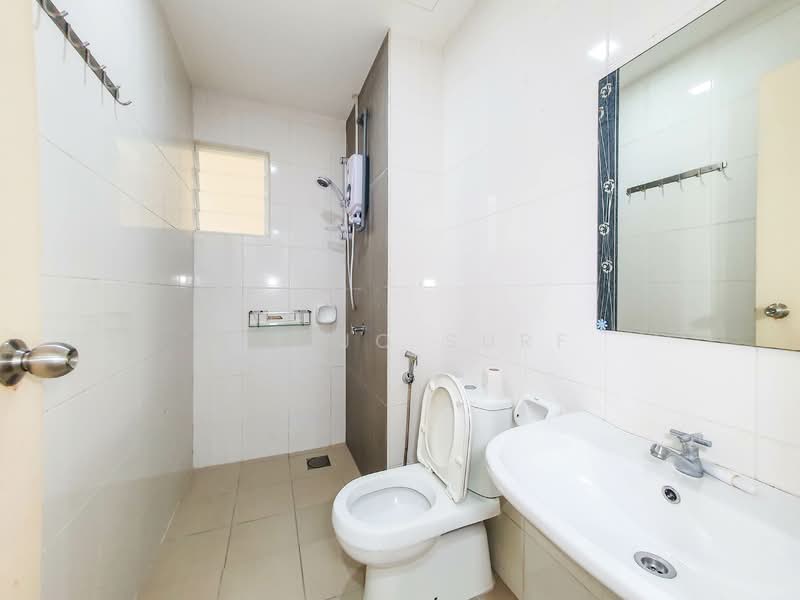 Condominium for Rent at Subang Parkhomes - Lee Jo Surf - Bathroom - PropertyGuru.com.my