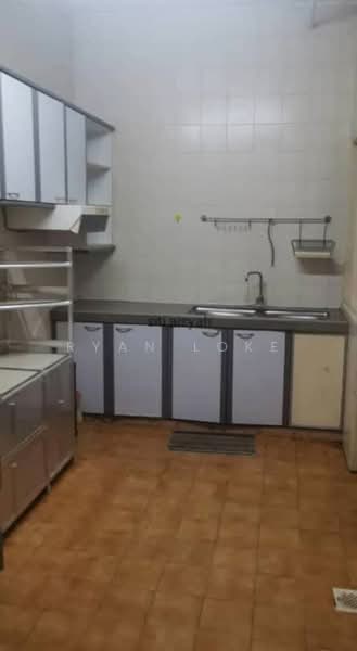 Condominium for Rent at Tiara Duta - Ryan Loke - Kitchen - PropertyGuru.com.my