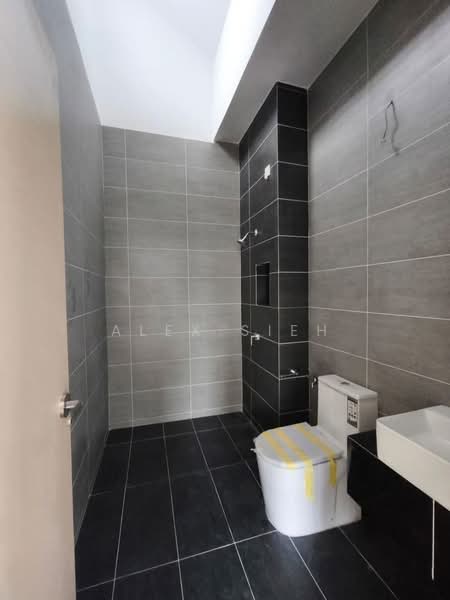 Taman Dato Onn untuk Untuk Disewa - RM 2,800 /bulan, Apr 2026 - Bathroom - PropertyGuru.com.my