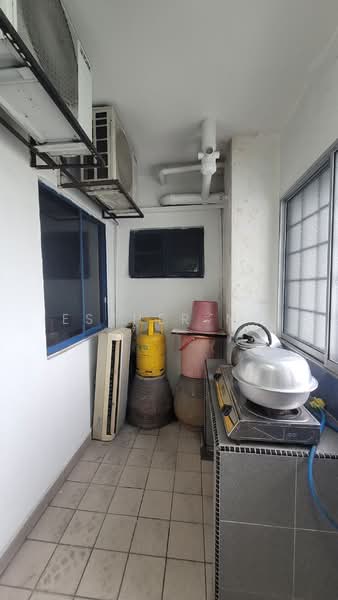 Condominium for Sale at D'Haven Condominium - Esther Ng - Kitchen - PropertyGuru.com.my