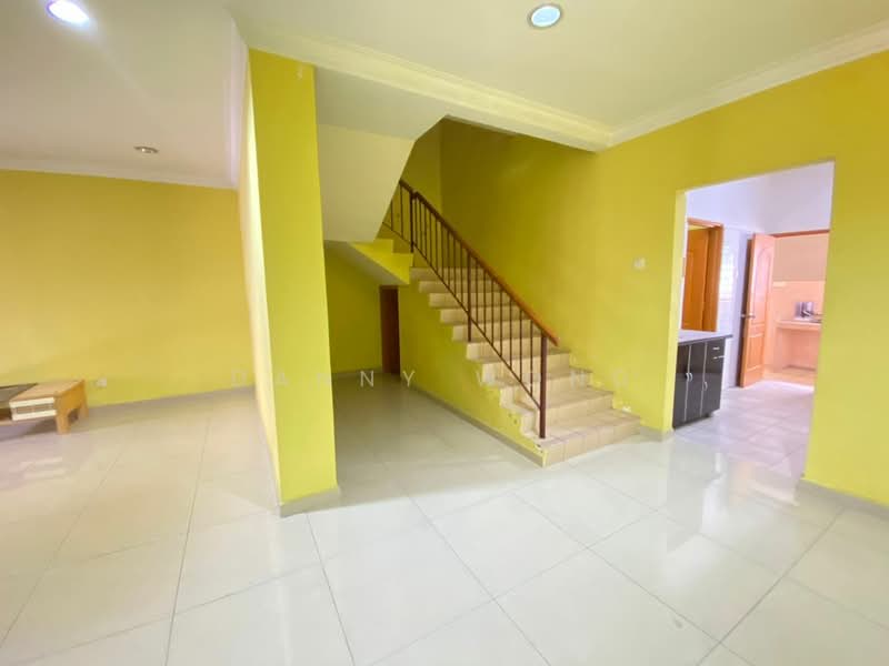 2-storey Terraced House for Sale in Sungai Buloh (Selangor) - Danny Wong - Living Room - PropertyGuru.com.my