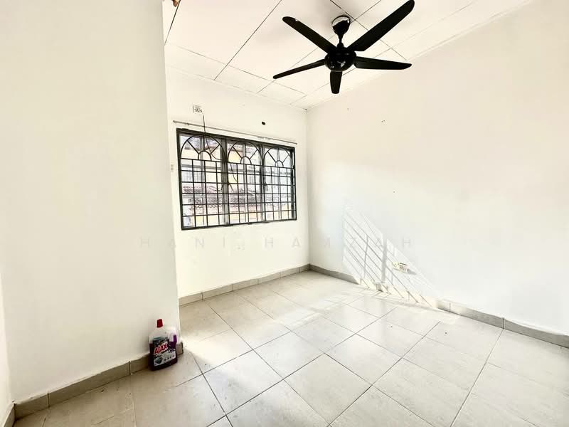 2-storey Terraced House for Sale in Bandar Tun Hussein Onn (Cheras) - Hani Hamzah - Interior - PropertyGuru.com.my