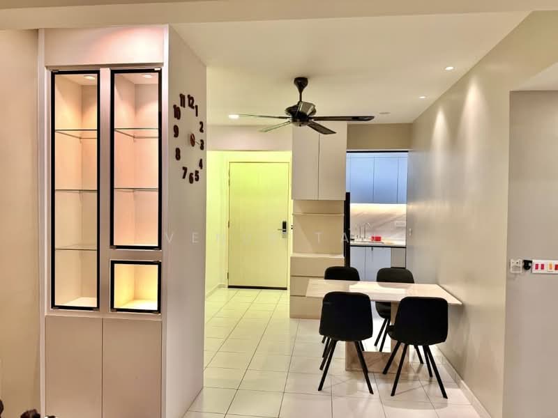 Condominium for Rent at i-Santorini - Venus Tan - Living Room - PropertyGuru.com.my