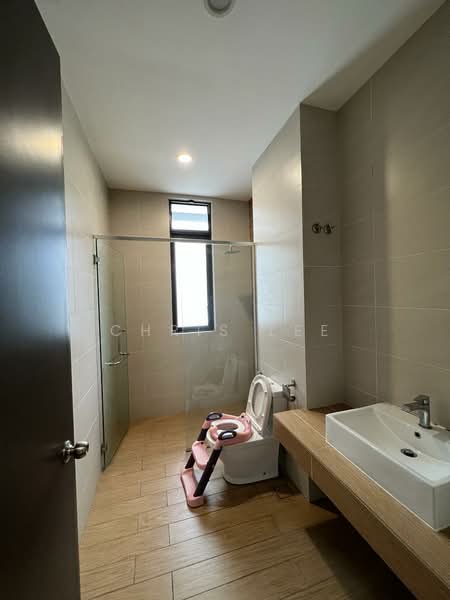 Rumah Teres 2-Tingkat untuk Disewa di Eco Sanctuary (Telok Panglima Garang) - Chris Lee - Bathroom - PropertyGuru.com.my