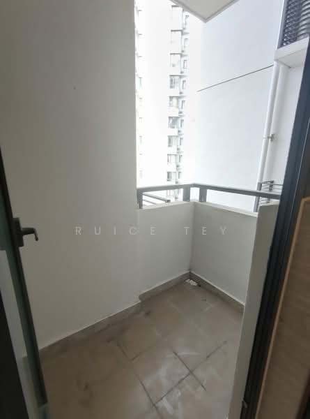 R&F Princess Cove Phase 1 untuk Untuk Disewa - RM 3,300 /bulan, Mac 2026 - Balcony - PropertyGuru.com.my