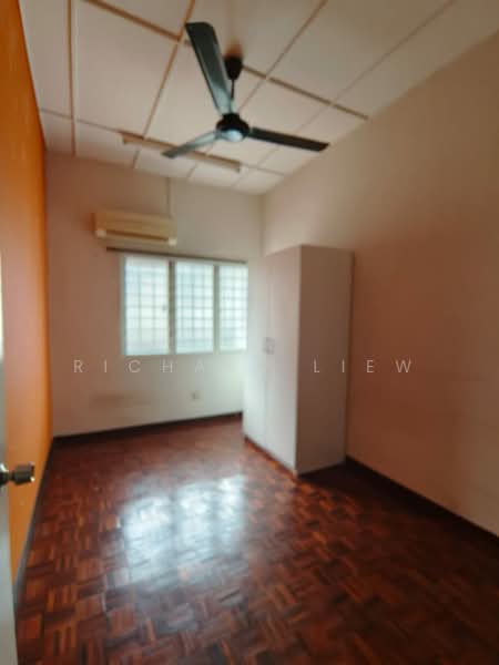2-storey Terraced House for Sale in SS 23, Taman Sea (Petaling Jaya) - Richard Liew - Bedroom - PropertyGuru.com.my
