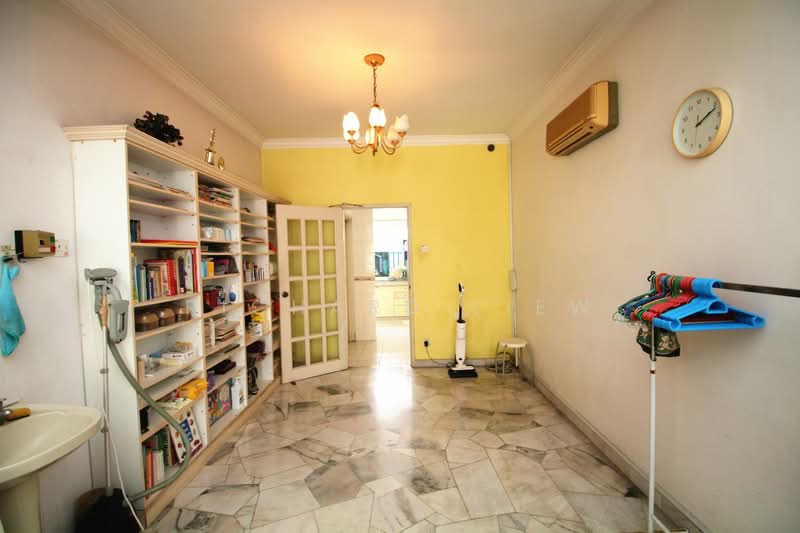 Rumah Teres 2 Tingkat untuk Dijual di SS 23, Taman Sea (Petaling Jaya) - Richard Liew - Study - PropertyGuru.com.my