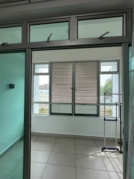 Midori Green (Pangsapuri Hijauan) untuk Untuk Disewa - RM 2,400 /bulan, Apr 2026 - Balcony - PropertyGuru.com.my