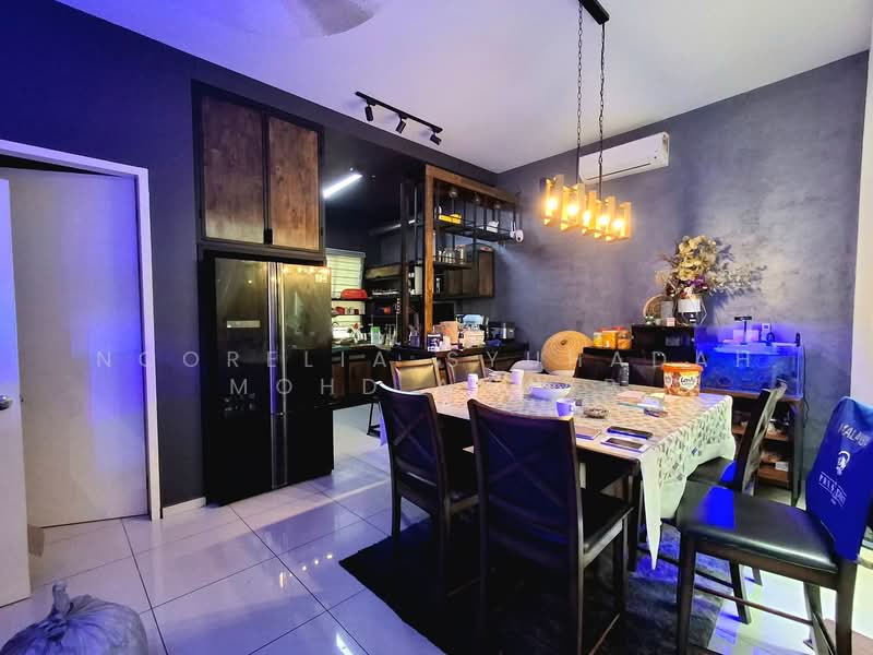2-storey Terraced House for Sale in Bemban (Melaka) - Noorelia Syuhadah Mohd Anuar - Dining Room - PropertyGuru.com.my