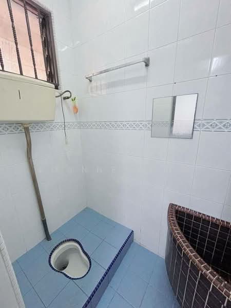 2-storey Terraced House for Sale in Permas Jaya (Johor) - Joanne Yong - Bathroom - PropertyGuru.com.my