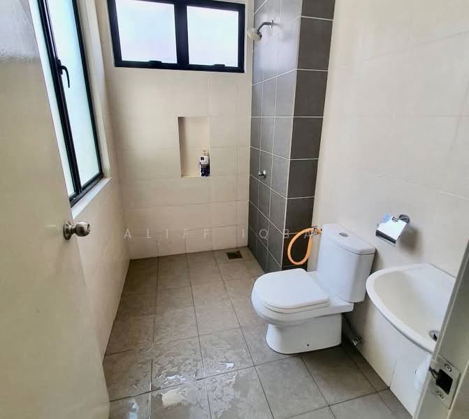 Semi-Detached House for Sale in Rawang (Selangor) - Aliff Iqbal - PropertyGuru.com.my