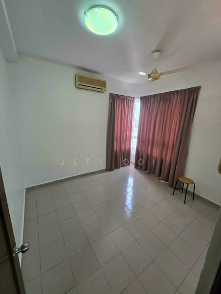 Condominium for Sale at Gurney Park Condominium - Jeff Ooi - Interior - PropertyGuru.com.my