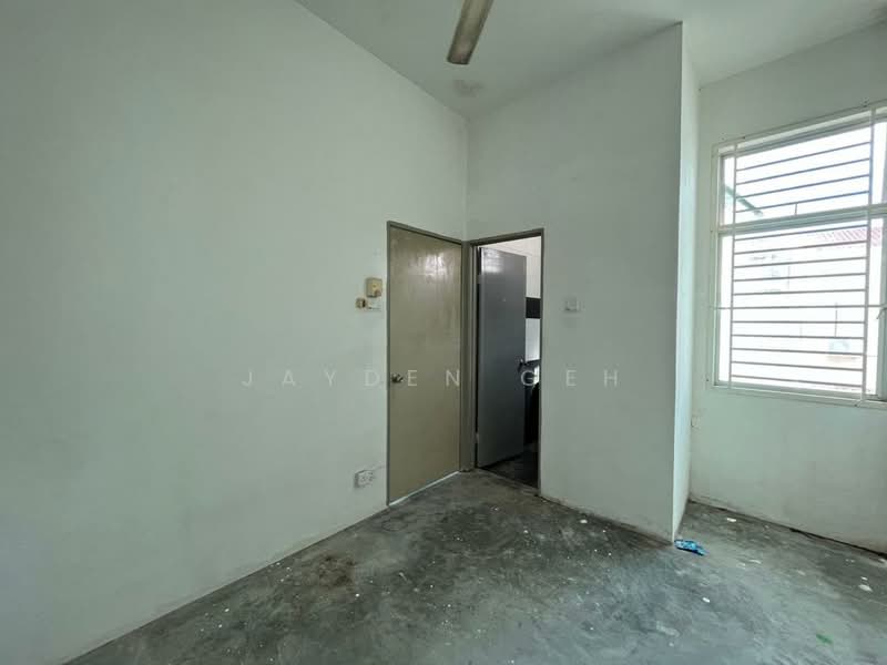 Taman Bandar Baru Mergong untuk Untuk Dijual - RM 720,000, Apr 2026 - Interior - PropertyGuru.com.my