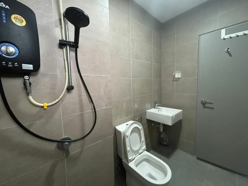 99 Residence untuk Untuk Disewa - RM 2,000 /bulan, Apr 2026 - Bathroom - PropertyGuru.com.my