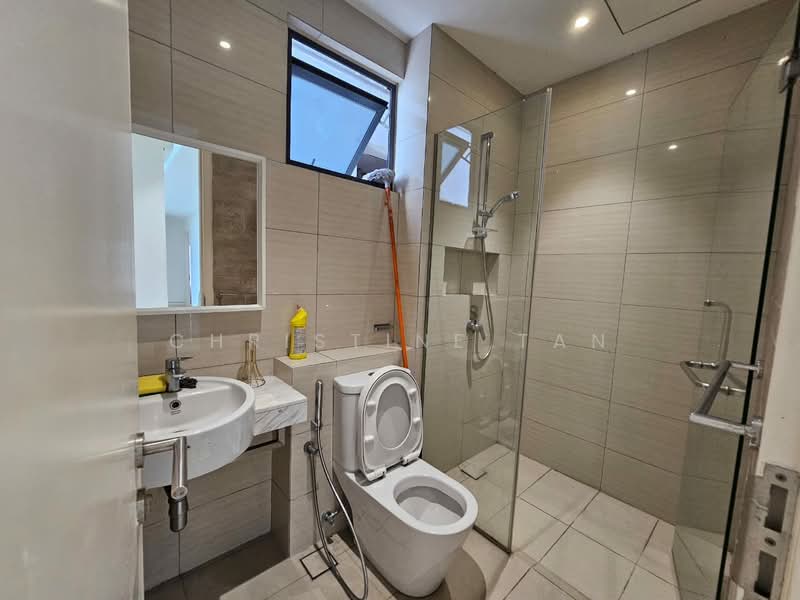 Service Residence for Rent at Bayberry @ Tropicana Gardens - Christine Tan - Bathroom - PropertyGuru.com.my