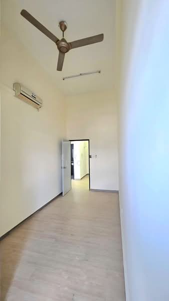 Service Residence for Sale at The Garden Residences - Serene Low - Interior - PropertyGuru.com.my