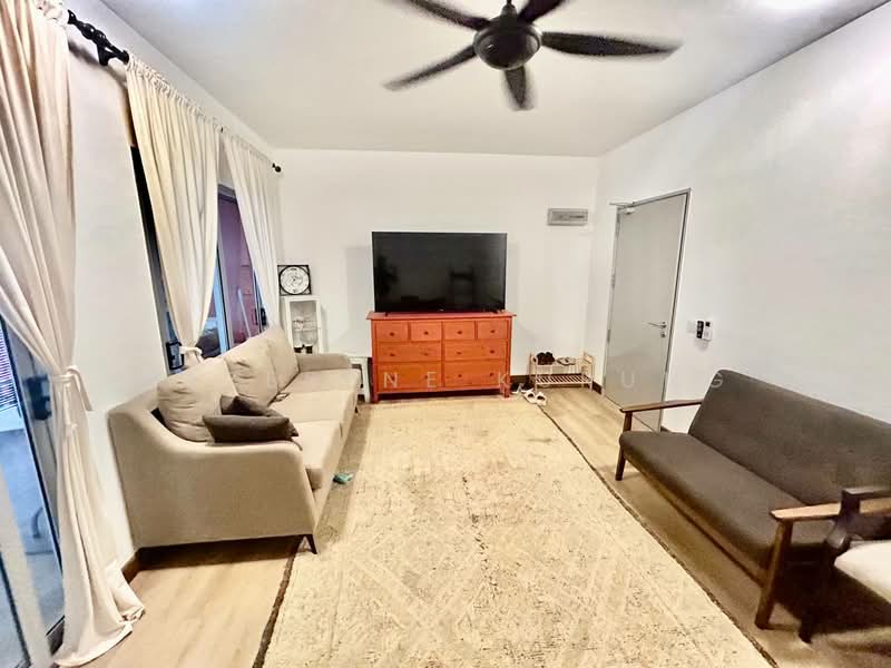 Harmoni Elmina 1 @ City Of Elmina untuk Untuk Dijual - RM 360,000, Apr 2026 - Living Room - PropertyGuru.com.my