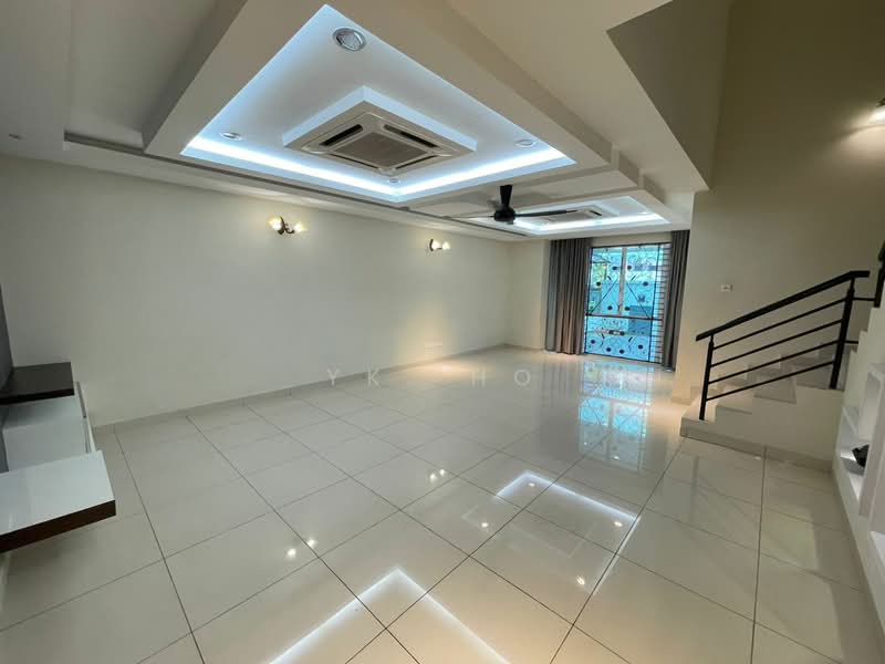 3-storey Terraced House for Sale in Gombak (Kuala Lumpur) - YK. Ho - Living Room - PropertyGuru.com.my
