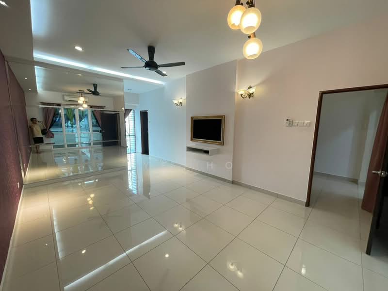 3-storey Terraced House for Sale in Gombak (Kuala Lumpur) - YK. Ho - Living Room - PropertyGuru.com.my