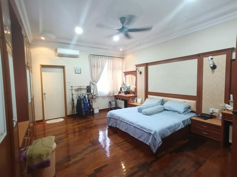 1.5-storey Terraced House for Sale in Taman Sutera (Johor Bahru) - Jun Wang - PropertyGuru.com.my