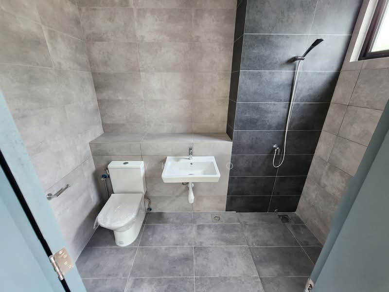 Terraced House for Sale in Gombak (Selangor) - YK. Ho - Bathroom - PropertyGuru.com.my