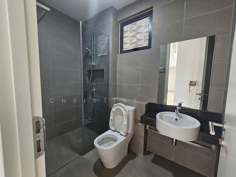 Servis Apartment untuk Disewa di Tropicana Gardens - Christine Tan - Bathroom - PropertyGuru.com.my