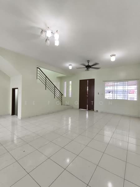 2-storey Terraced House for Sale in Taman Setia Indah (Tebrau) - Ee Fong Toh - Living Room - PropertyGuru.com.my
