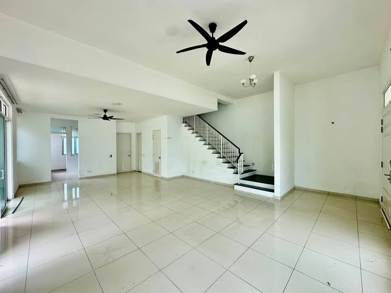 Bungalow for Sale in Semenyih (Selangor) - Aliff Iqbal - Living Room - PropertyGuru.com.my