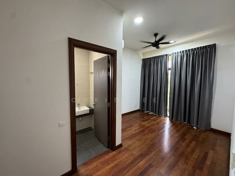 Semi-Detached House for Rent in Telok Panglima Garang (Selangor) - Chris Lee - Bedroom - PropertyGuru.com.my