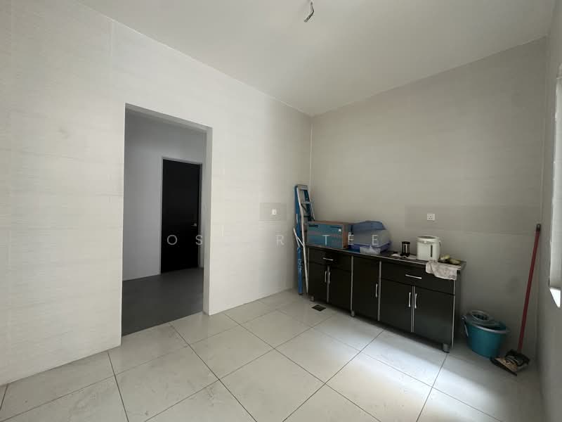 Bandar Bukit Raja untuk Untuk Dijual - RM 1,080,000, Apr 2026 - Kitchen - PropertyGuru.com.my