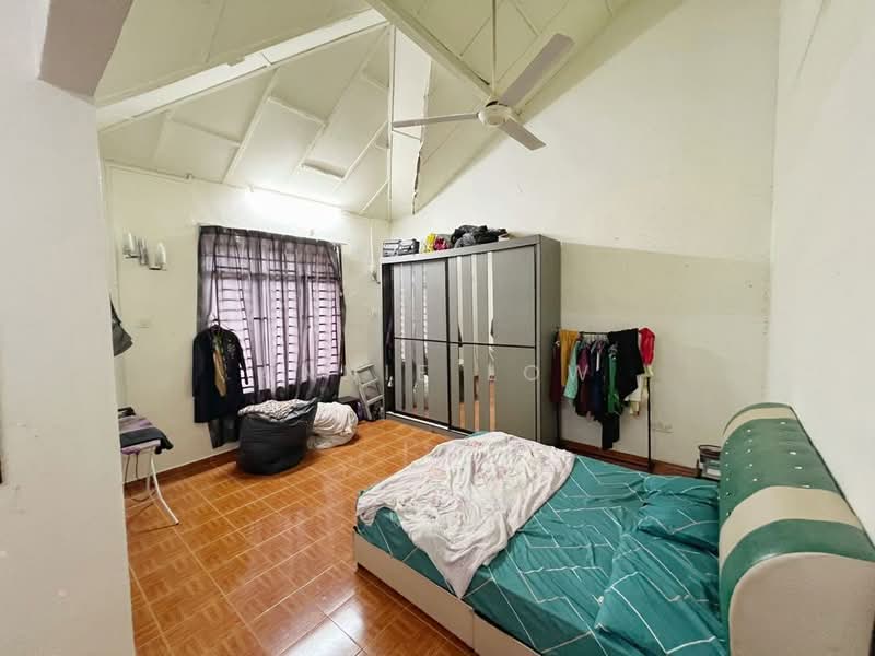 2-storey Terraced House for Sale in Taman Skudai Baru (Skudai) - Annie Low - Bedroom - PropertyGuru.com.my