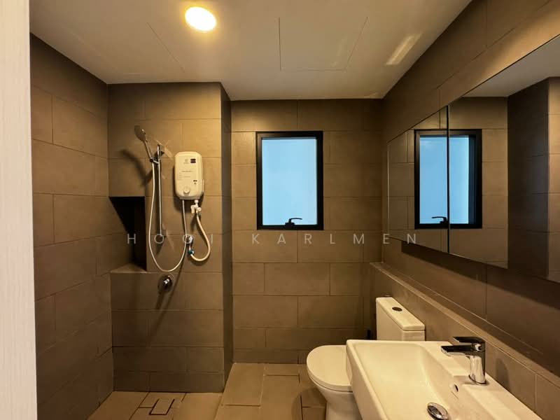 Service Residence for Rent at Maya Ara Residences - Hooi Karlmen - Bathroom - PropertyGuru.com.my