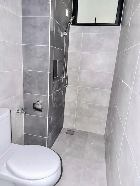 ASTON ACACIA untuk Untuk Disewa - RM 1,200 /bulan, Apr 2026 - Bathroom - PropertyGuru.com.my