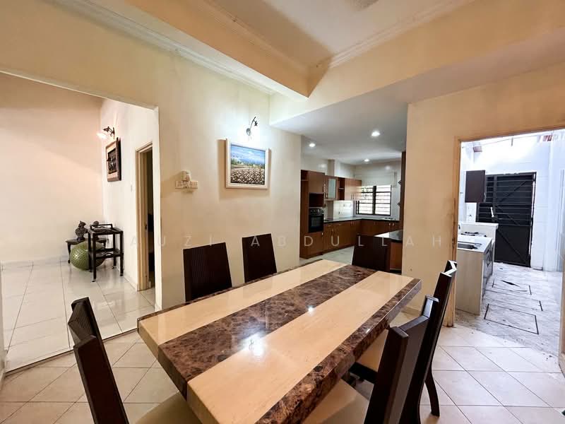 Terraced House for Sale in Bandar Tun Hussein Onn (Cheras) - Fauzi Abdullah - Dining Room - PropertyGuru.com.my